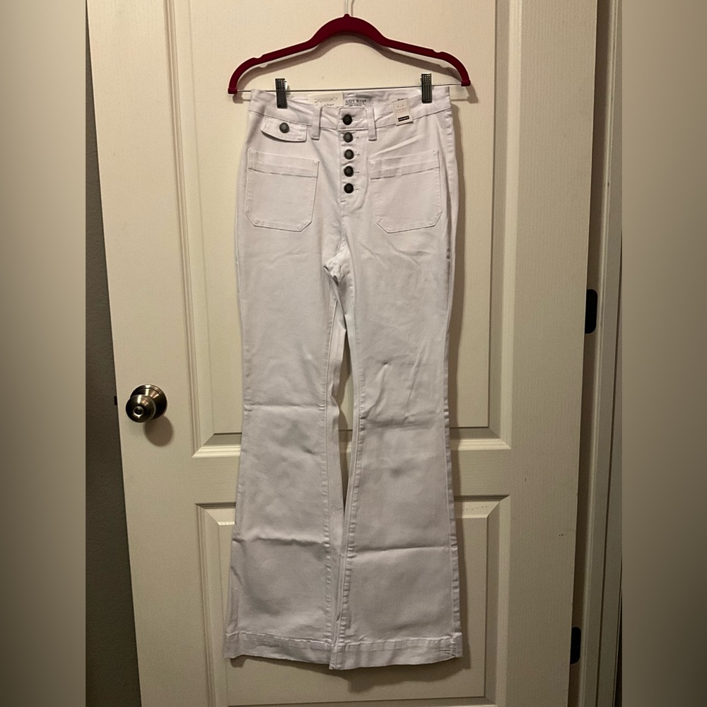 Judy Blue White Flare Jeans - Size 5/27